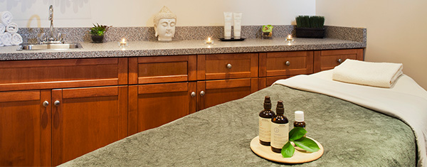 Five Lakes Spa Aveda at DoubleTree - Things To Do - Niagara Falls Valentine's Day